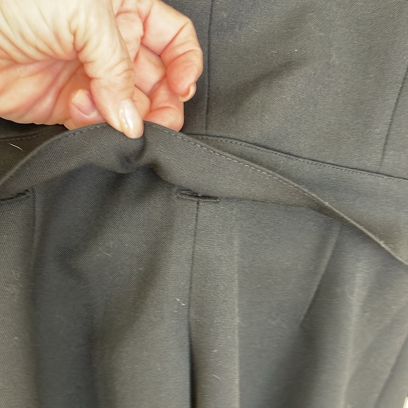 SMYTHE CONVERTIBLE BLAZER WITH GOLD EPAULETTES - Picture 10 of 10